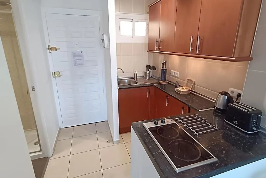 Jupiter Studio - 500M From The Beach - All Year Swimming Pool - Fast Internet Apartment Benalmadena